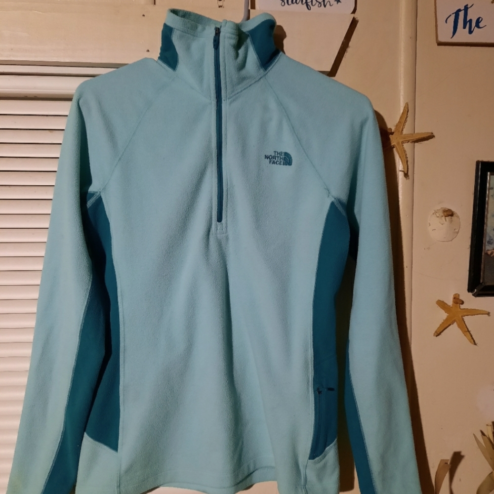 The North Face Pull Over